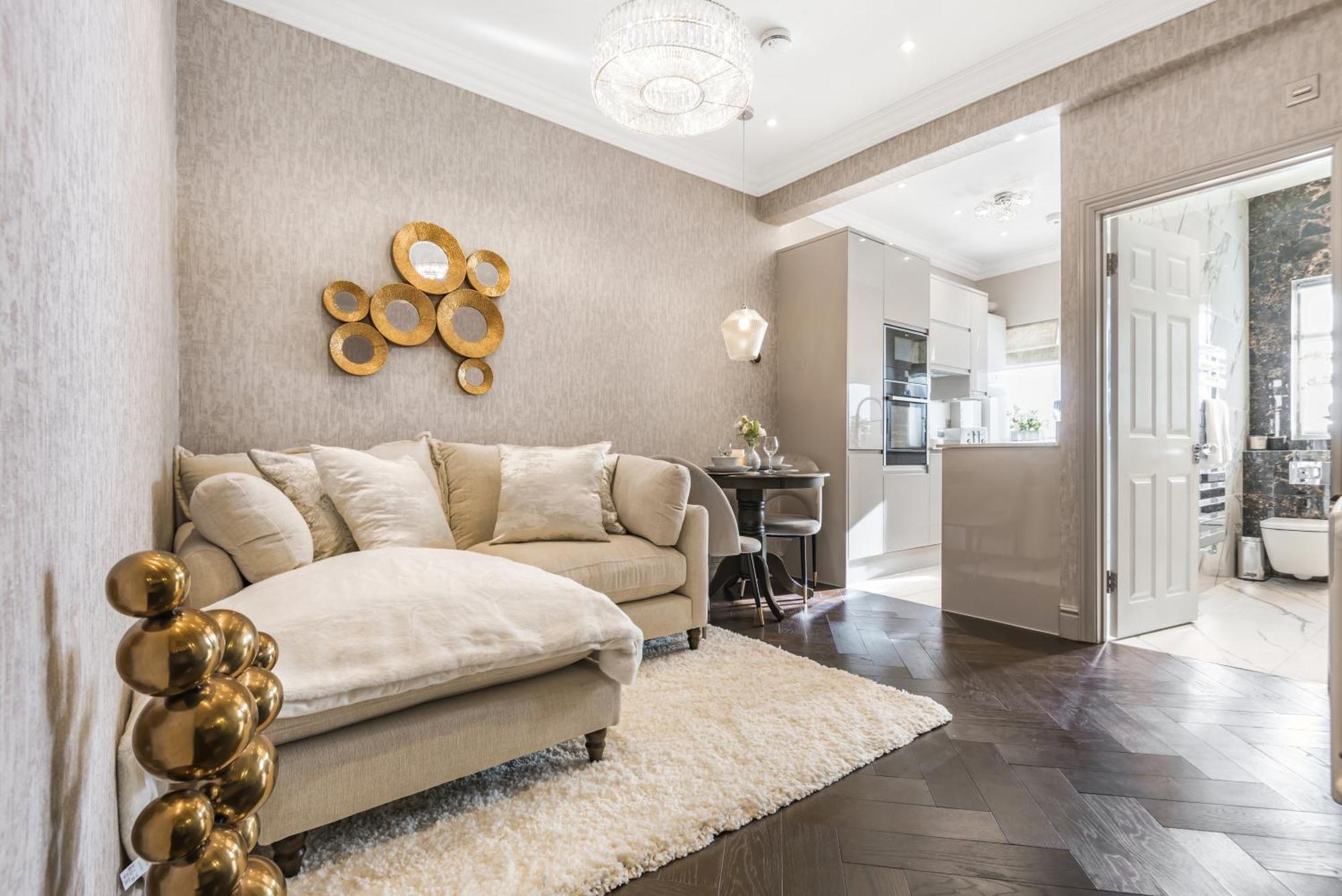 Luxury 1-Bed Apartment In Sought After Prime London Location מראה חיצוני תמונה